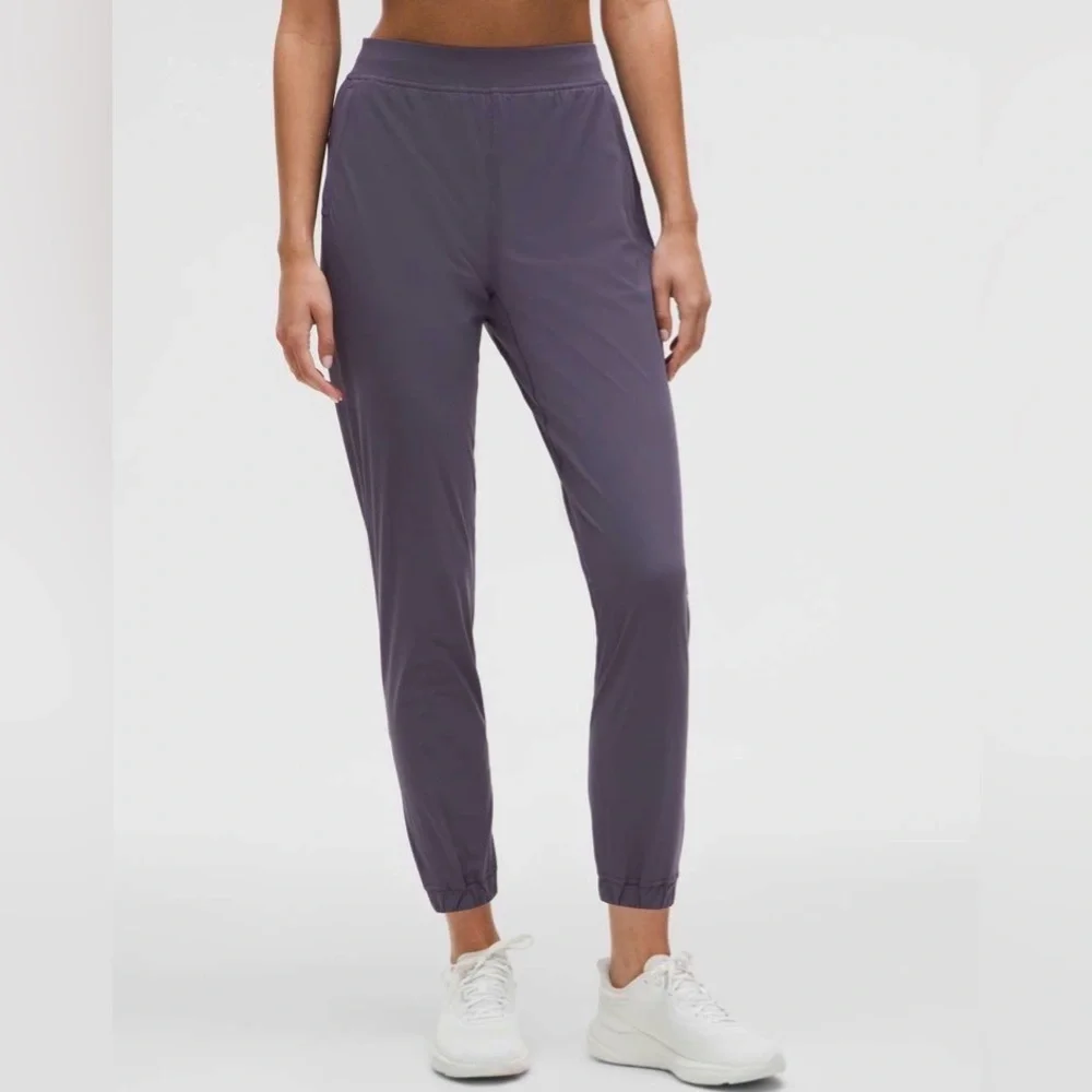 Lululemon Adapted State High-Rise Jogger *Full Length Nightfall Size 6